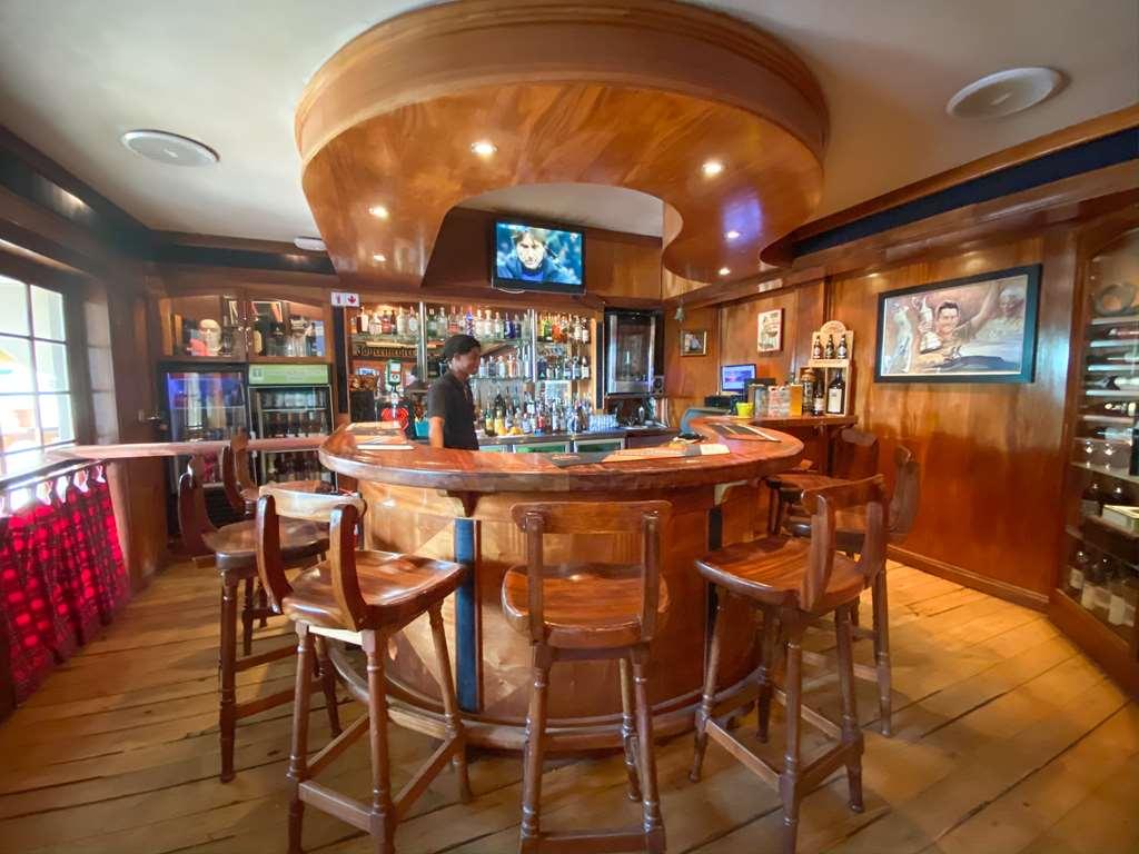 โรงแรมเทิร์นเบอรี บูติกโฮเต็ล เอาท์สโฮร์น ร้านอาหาร รูปภาพ